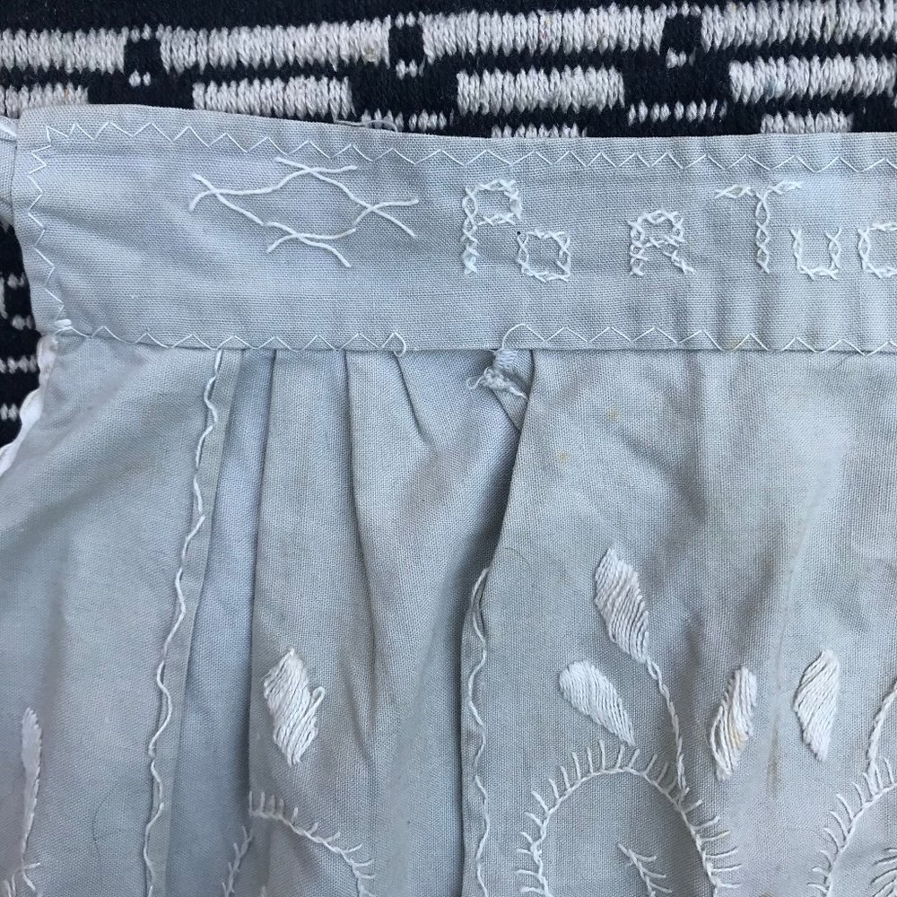 Handmade small Apron - Picture 13 of 13